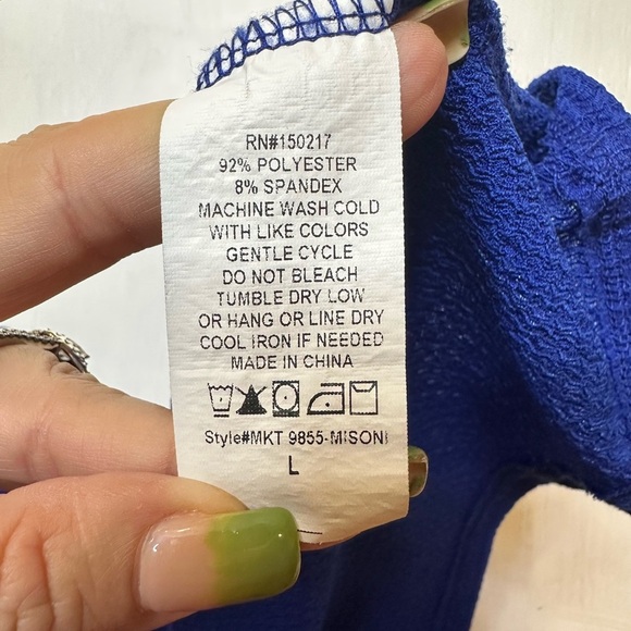 Wilde Royal Blue Sleeveless Smocked Henley Top L Ruffle Trim Button Front - Picture 8 of 8